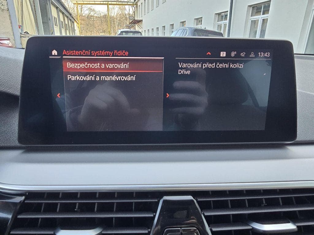 2021 BMW 5-SERIES - 17