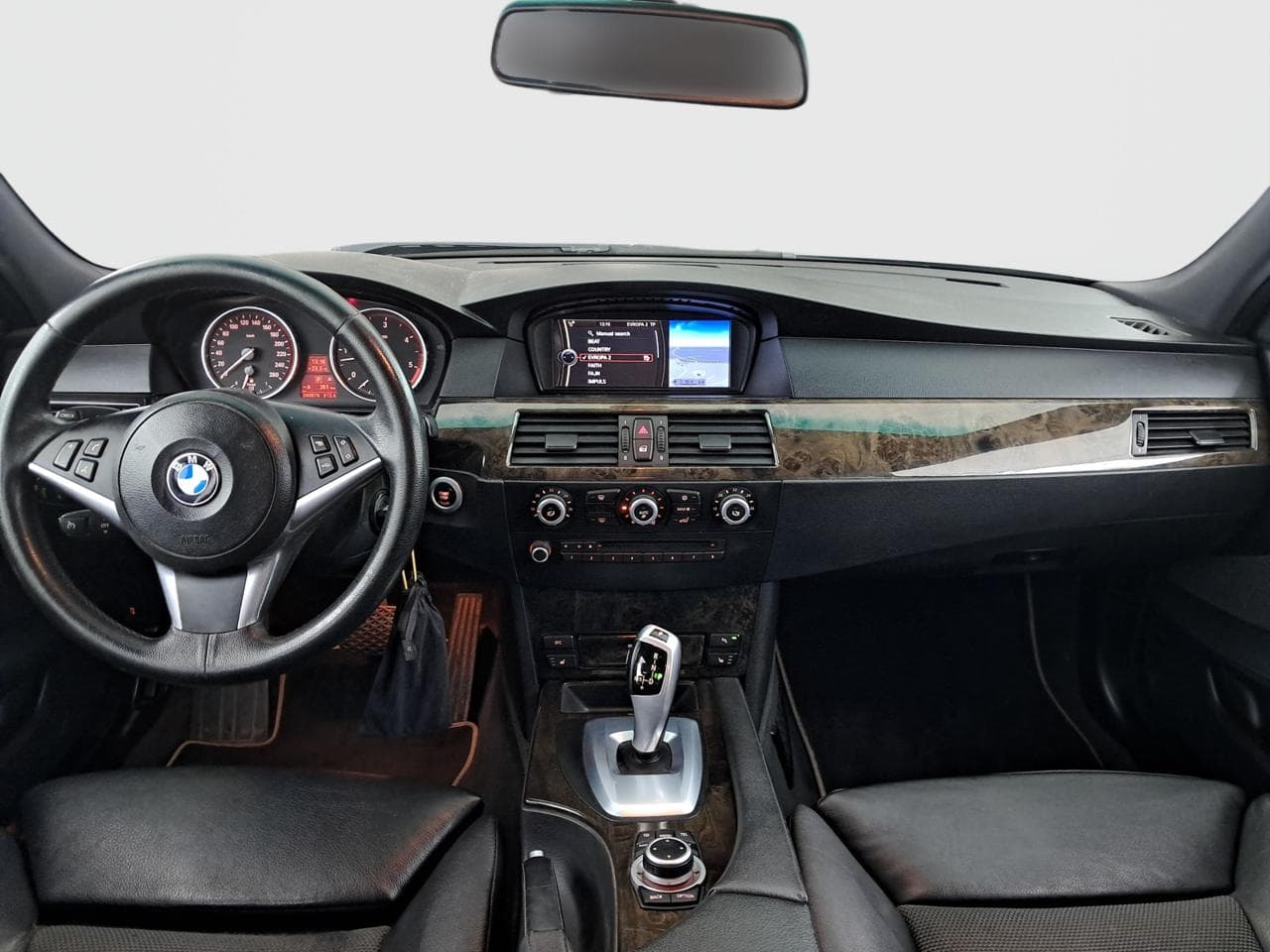 2010 BMW 5-SERIES - 10