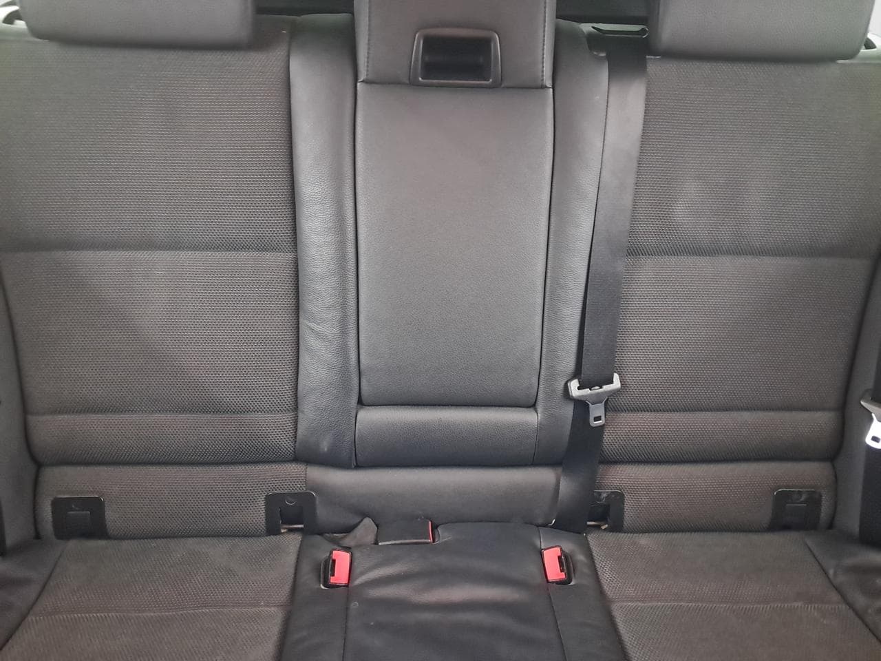 2010 BMW 5-SERIES - 14