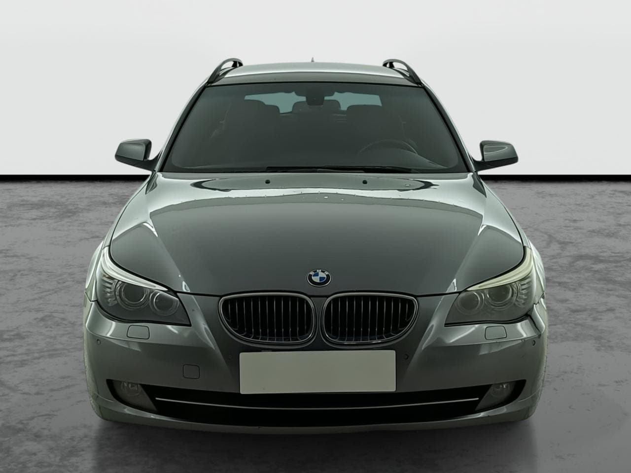 2010 BMW 5-SERIES - 2