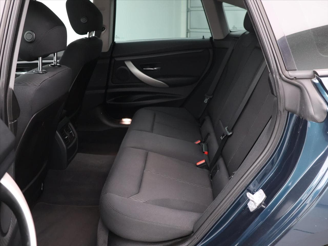 2013 BMW 3-SERIES - 16