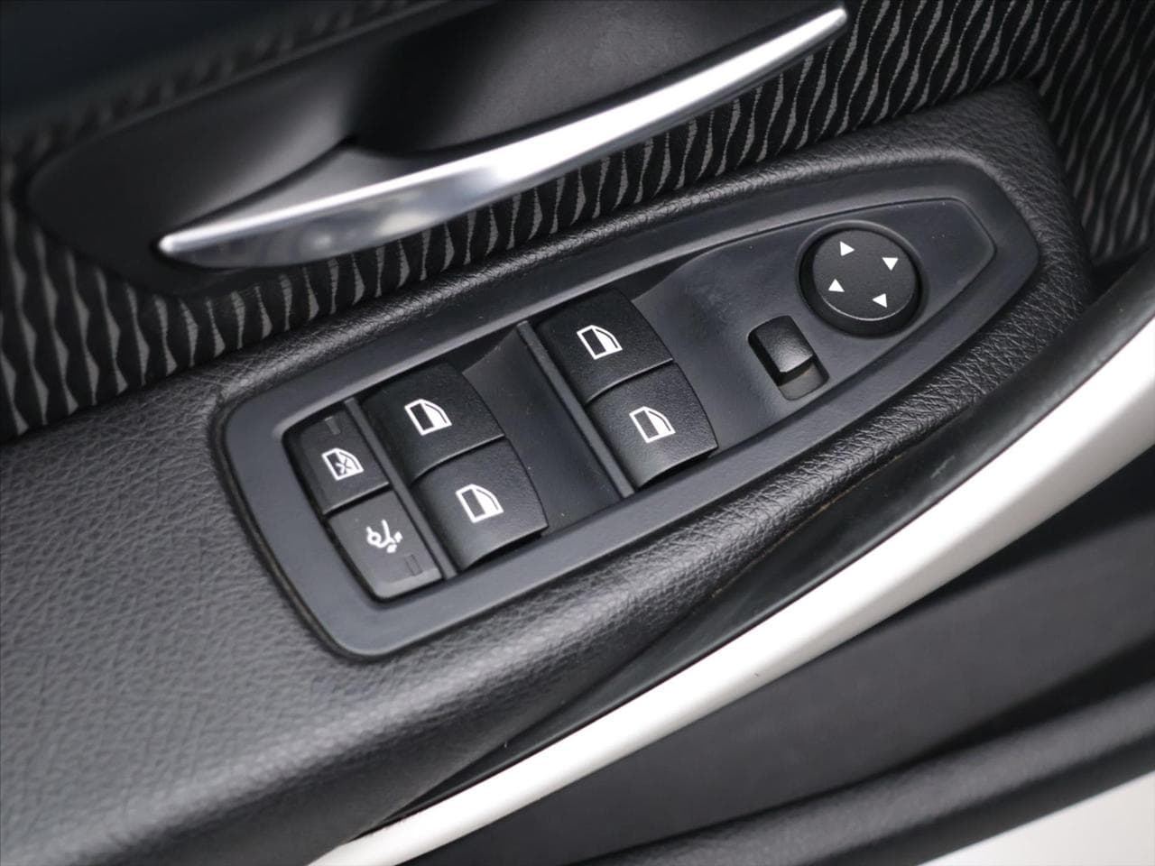 2013 BMW 3-SERIES - 17