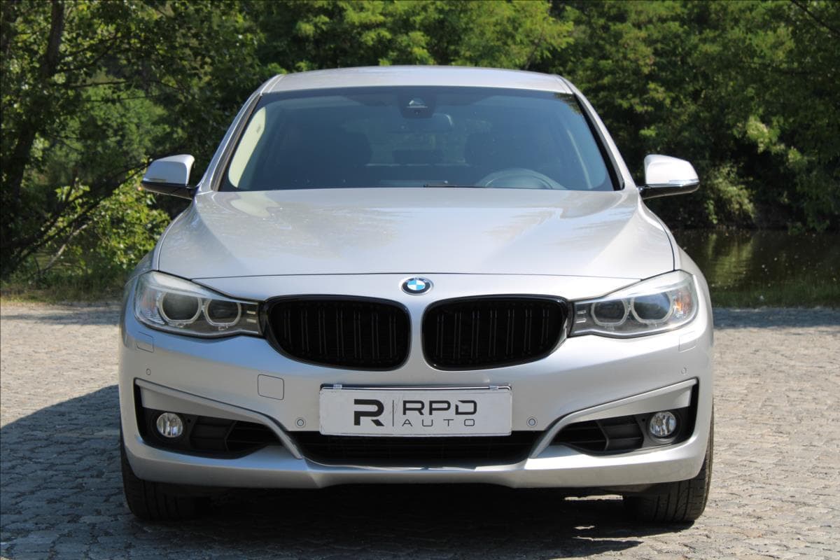 2013 BMW 3-SERIES - 8