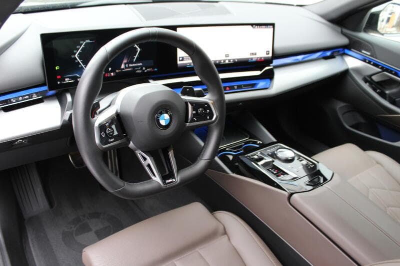 2025 BMW 5-Series - 5
