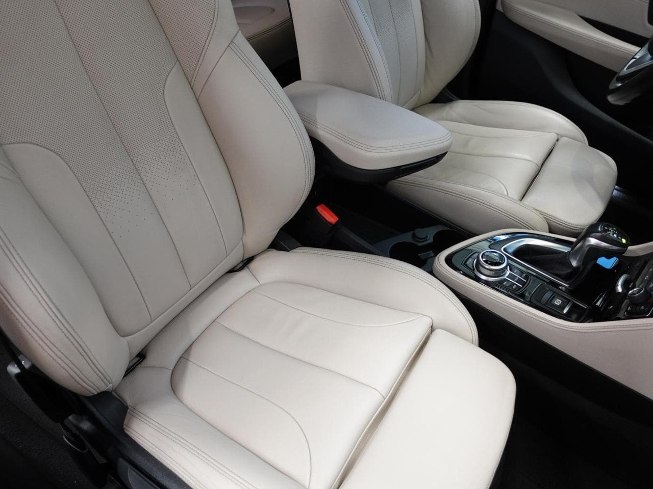 2017 BMW 2-Series - 12