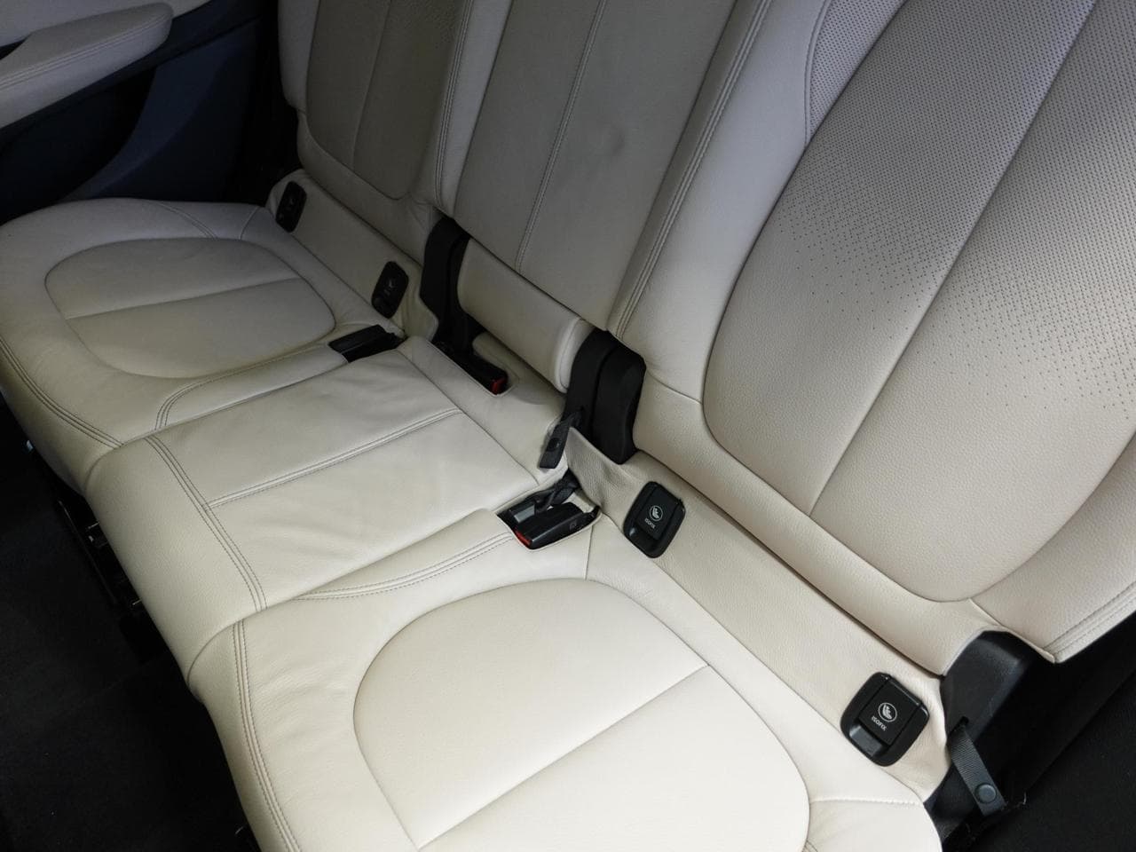 2017 BMW 2-Series - 11