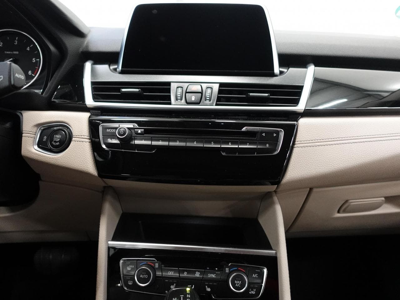 2017 BMW 2-Series - 9