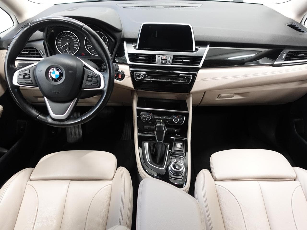 2017 BMW 2-Series - 8