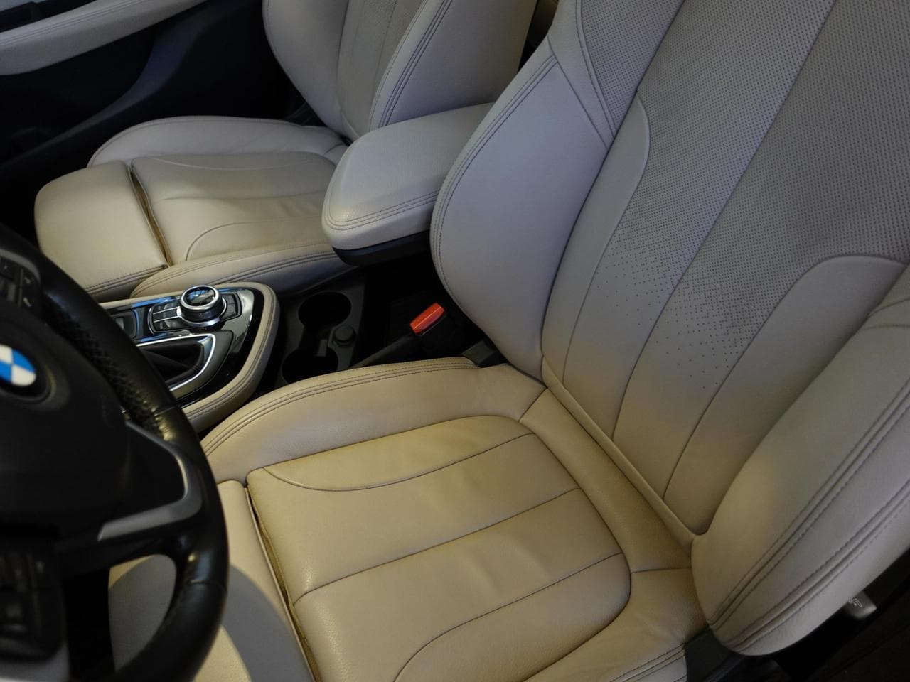 2017 BMW 2-Series - 10