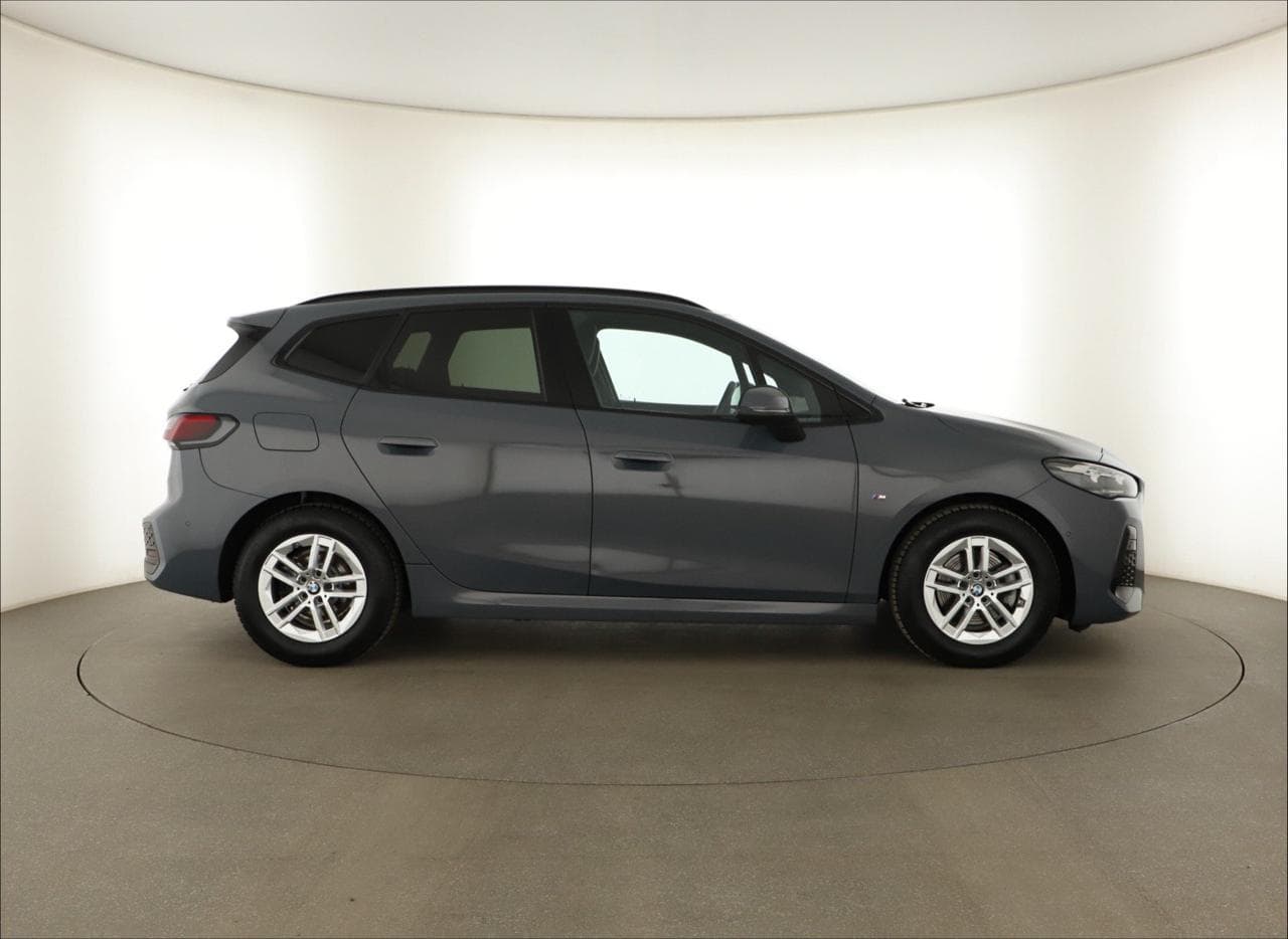 2023 BMW 2-Series - 8