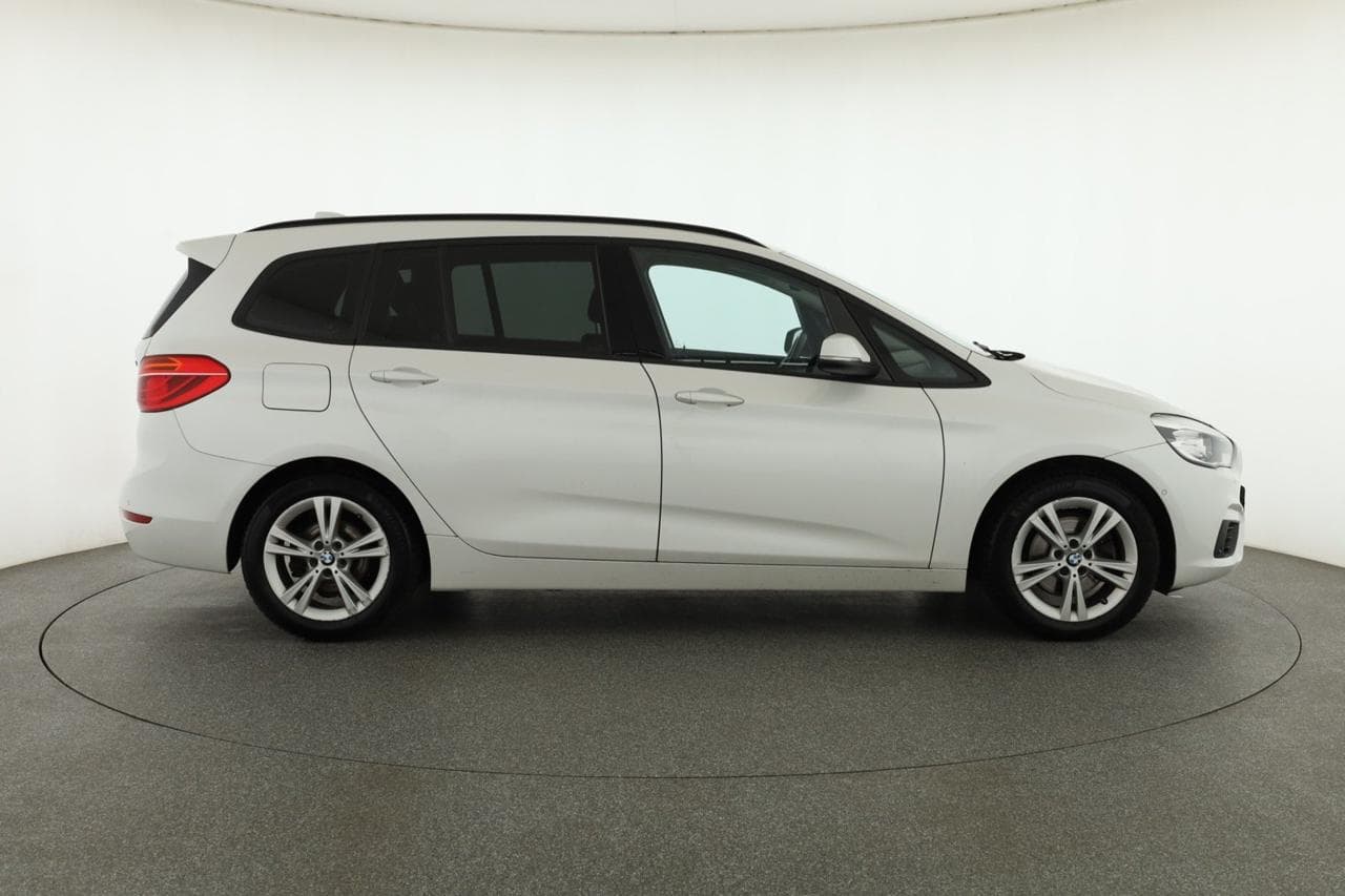 2019 BMW 2-SERIES - 8