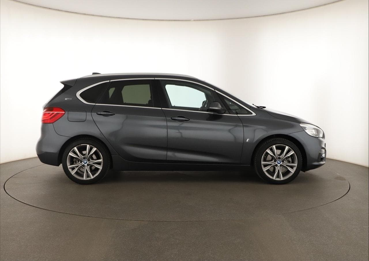 2016 BMW 2-SERIES - 11