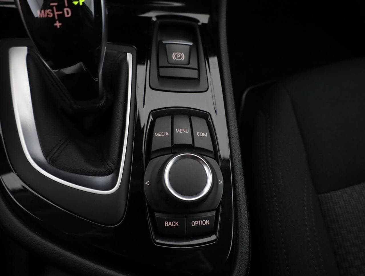 2018 BMW 2-SERIES - 18