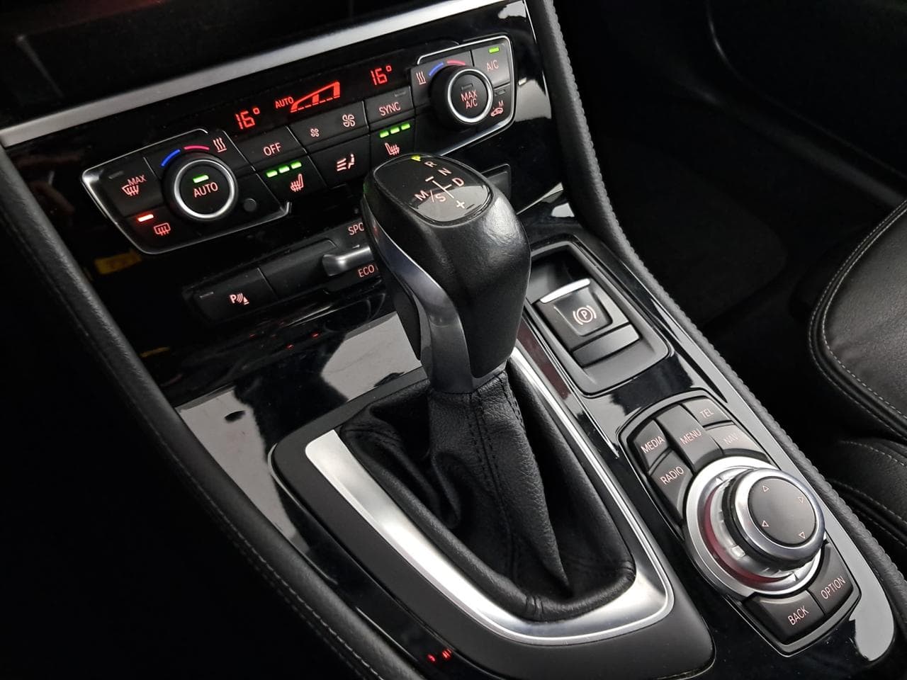 2016 BMW 2-SERIES - 25