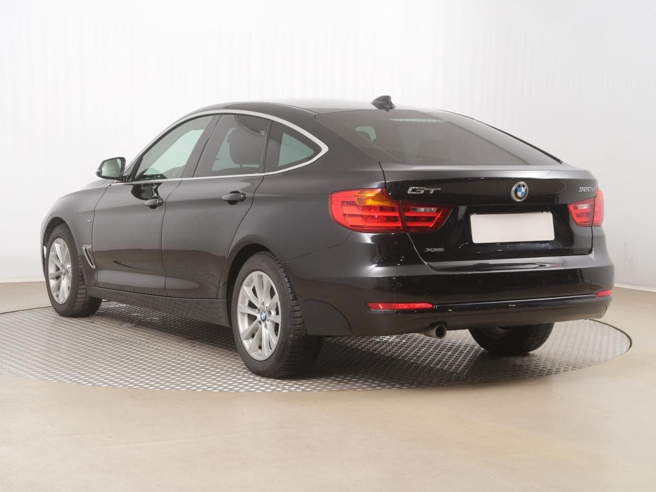 2014 BMW 3-Series - 5