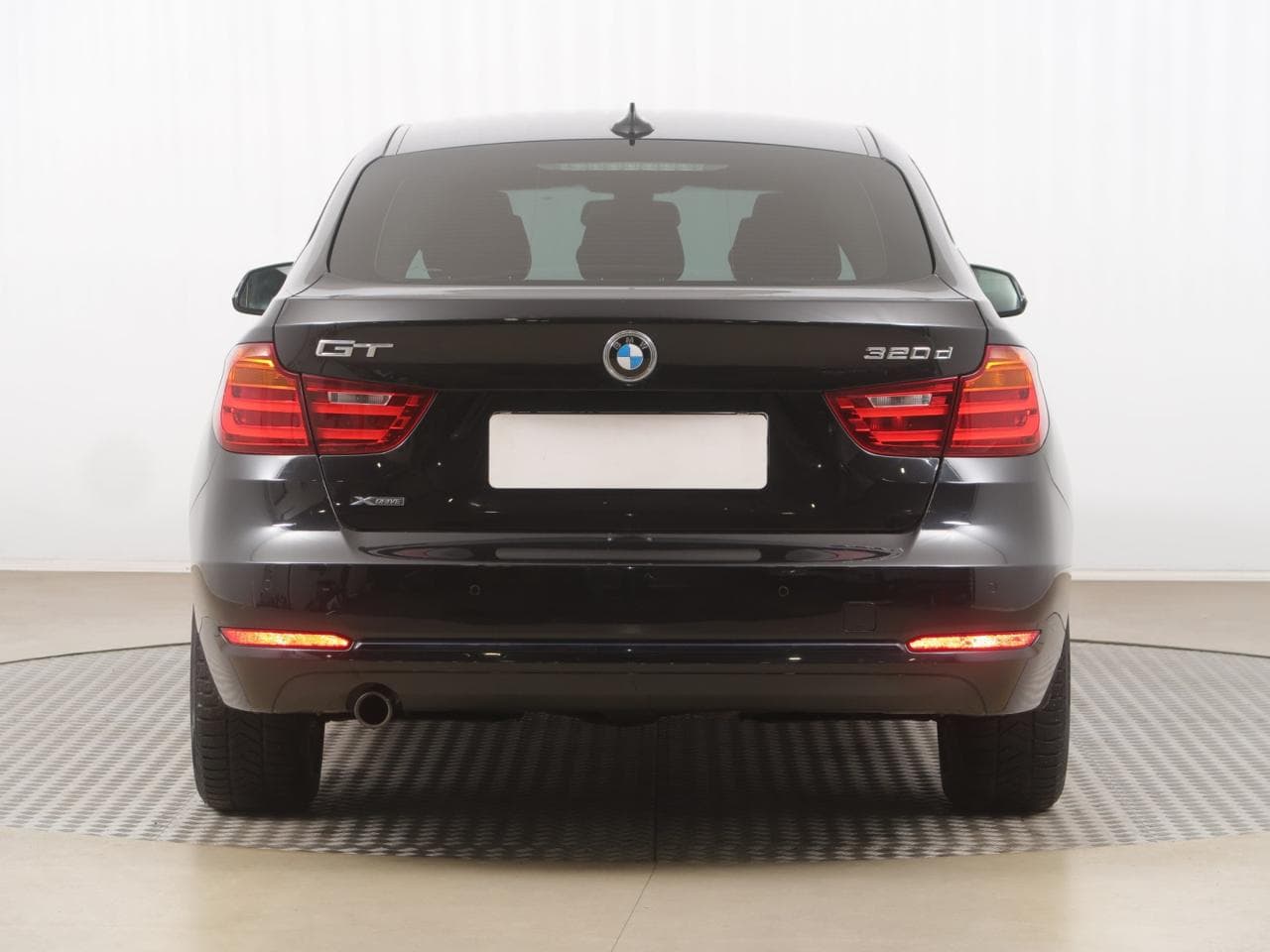 2014 BMW 3-Series - 6