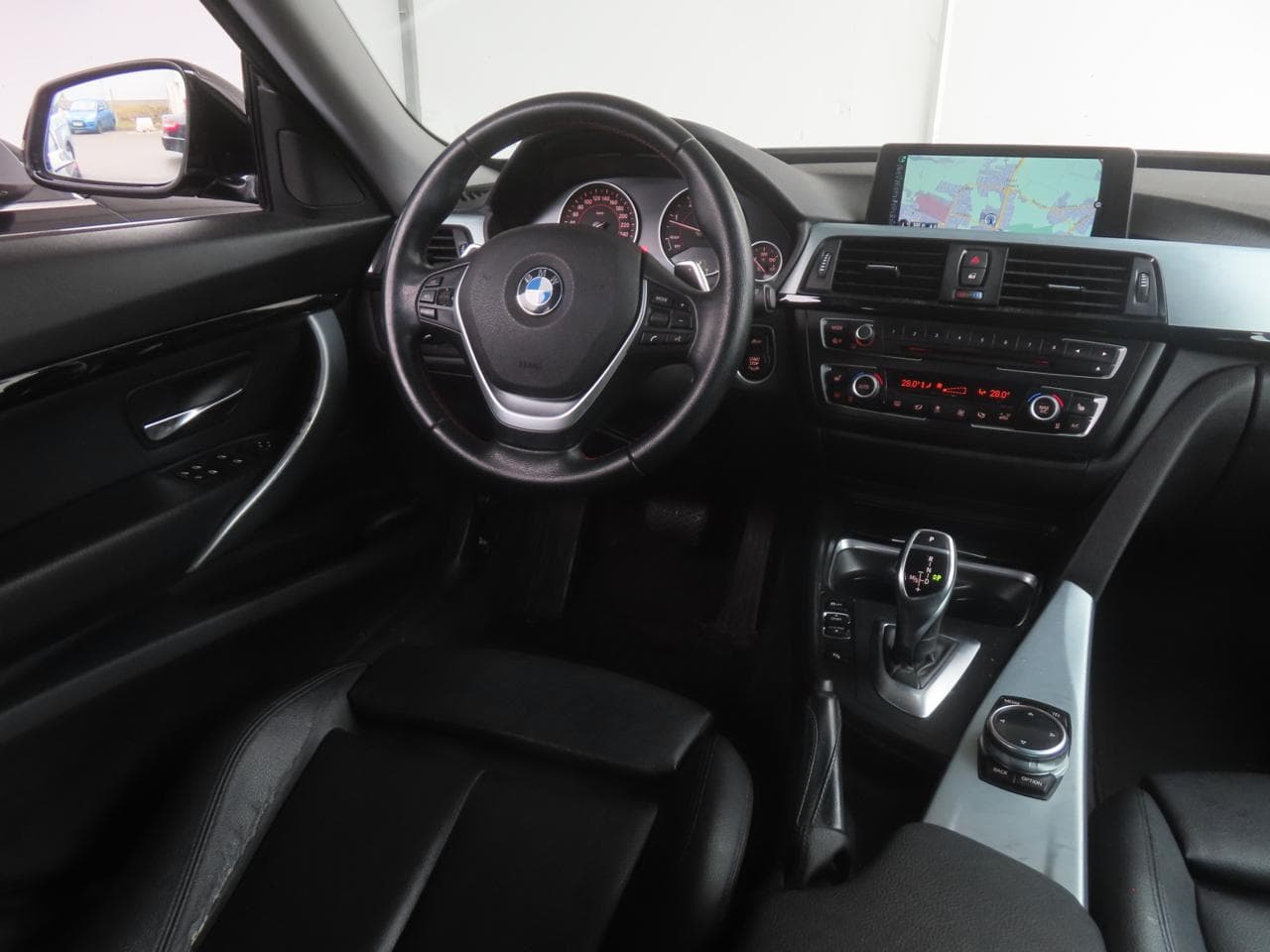 2014 BMW 3-Series - 9