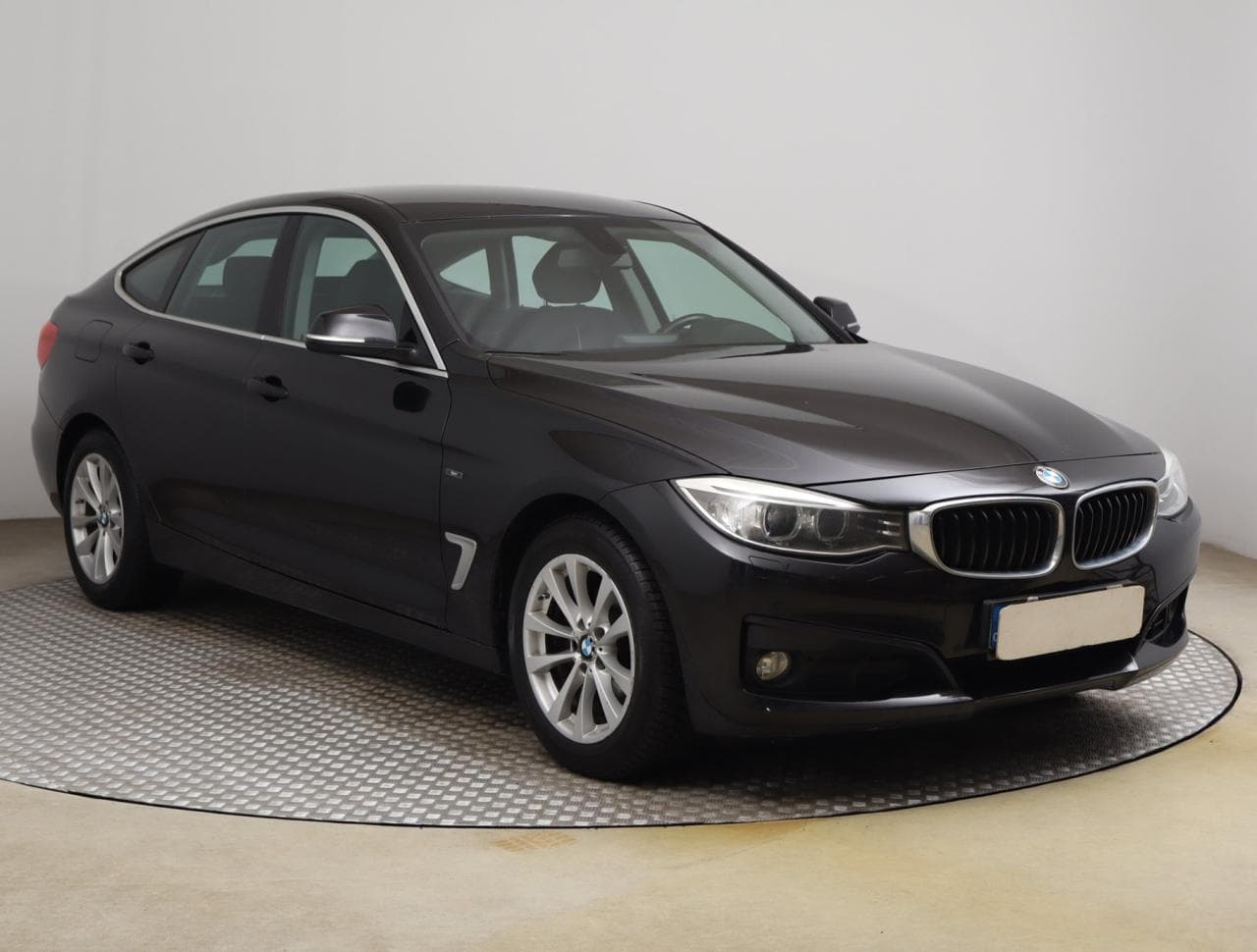 BMW Řada 3 320d xDrive GT 135kW sedan