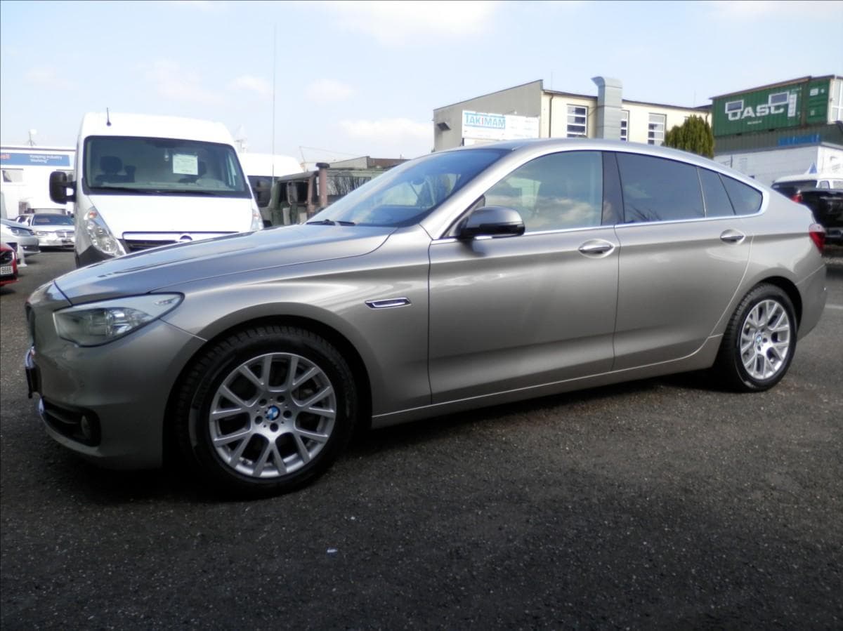 2015 BMW 5-Series - 2