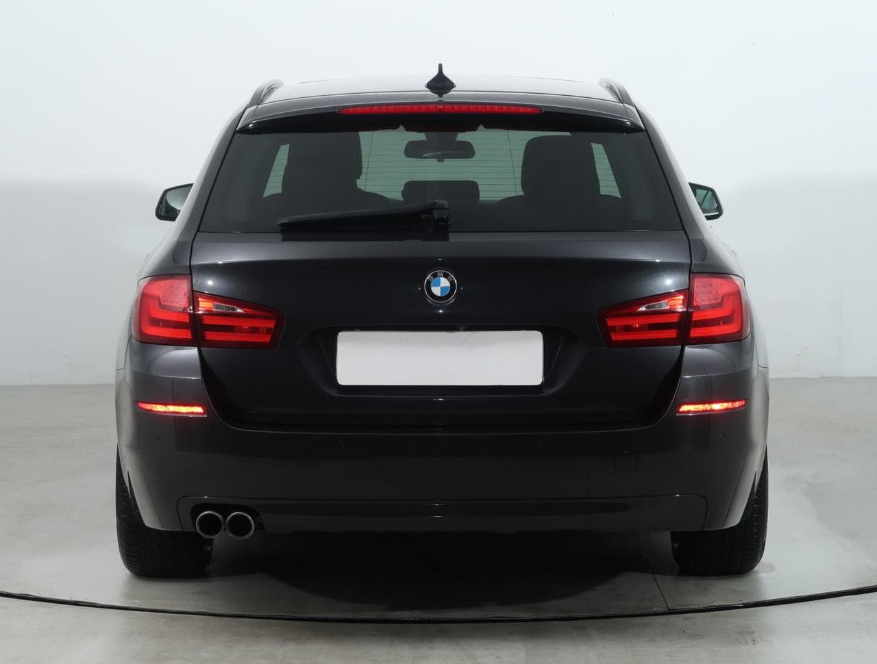 2013 BMW 5-Series - 6
