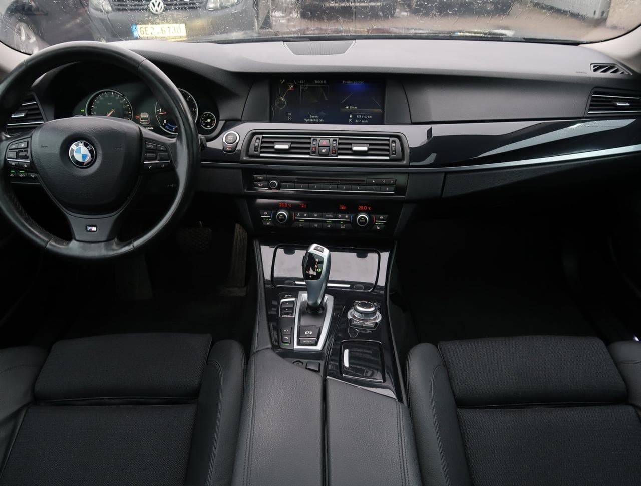 2013 BMW 5-Series - 10