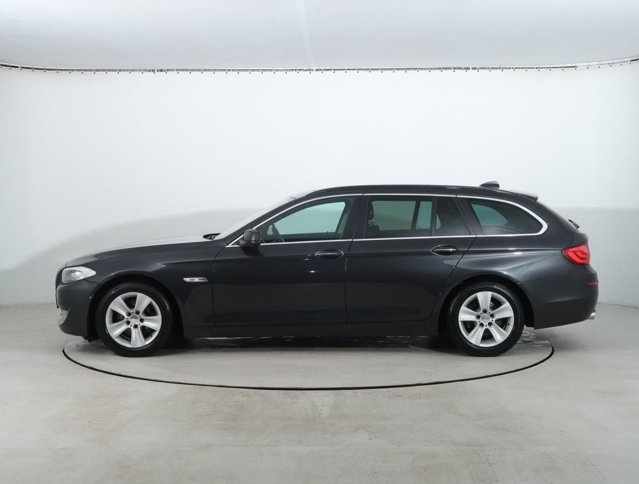 2013 BMW 5-Series - 4