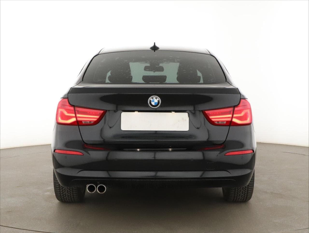 2017 BMW 3-Series - 6