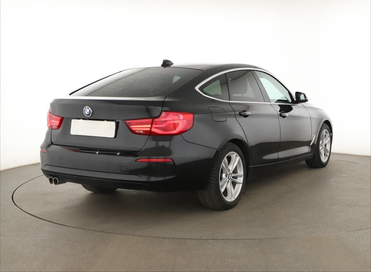 2017 BMW 3-Series - 7