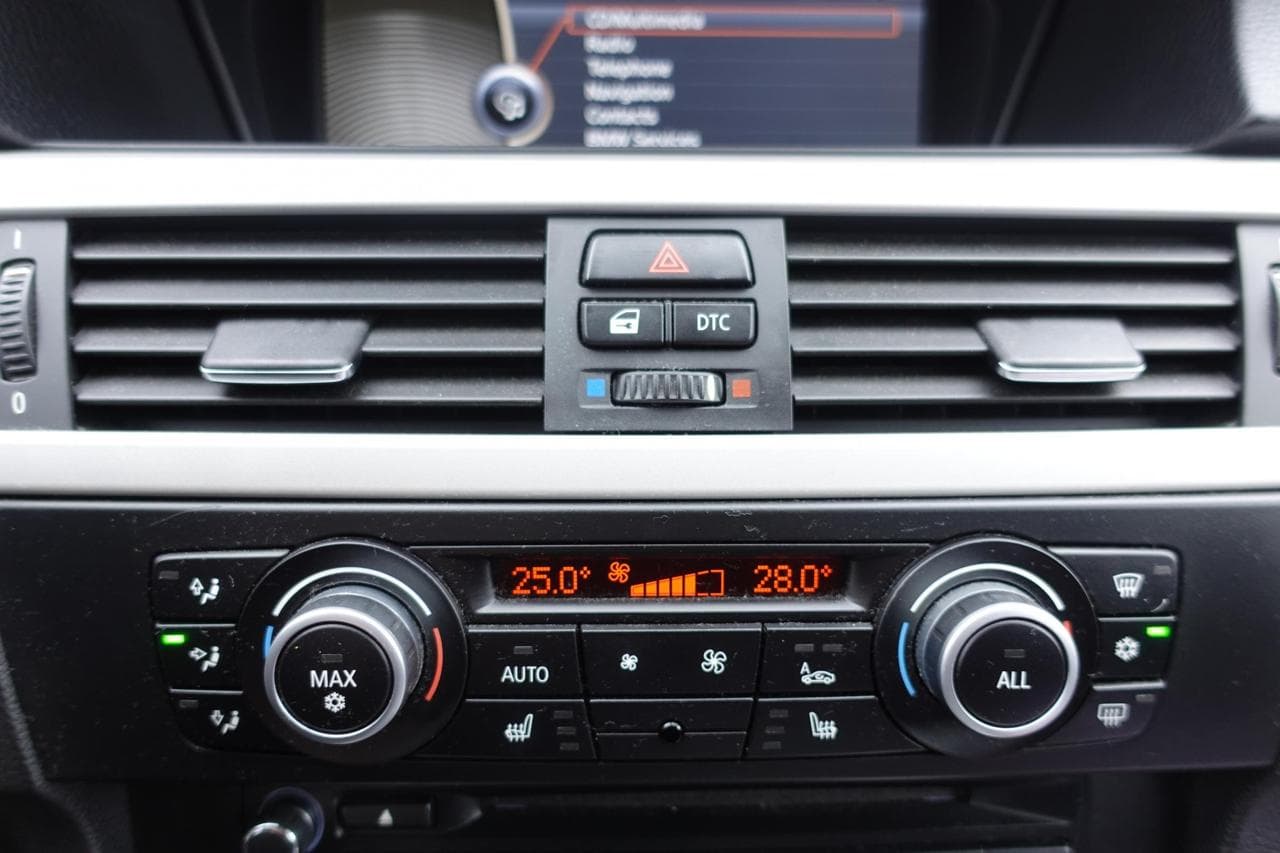 2010 BMW 3-Series - 19