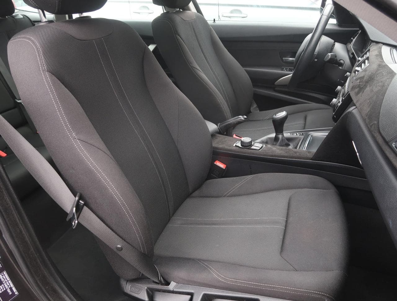 2017 BMW 3-SERIES - 12