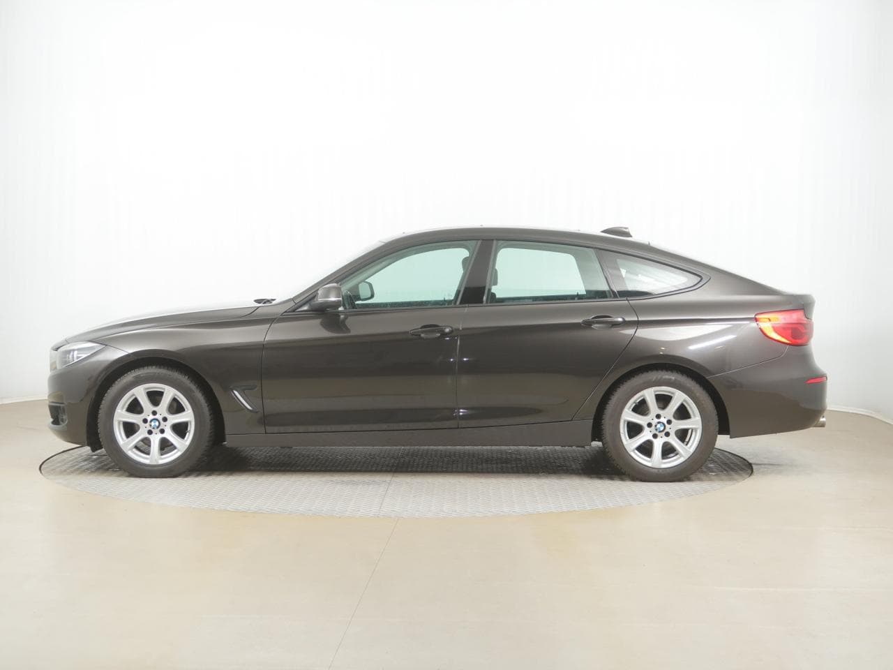 2017 BMW 3-SERIES - 4