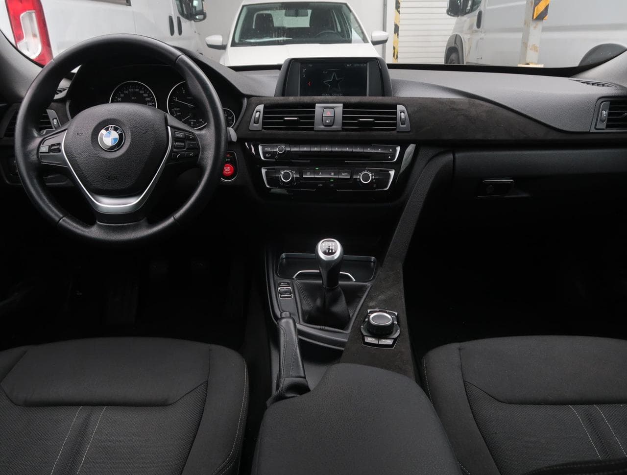 2017 BMW 3-SERIES - 10