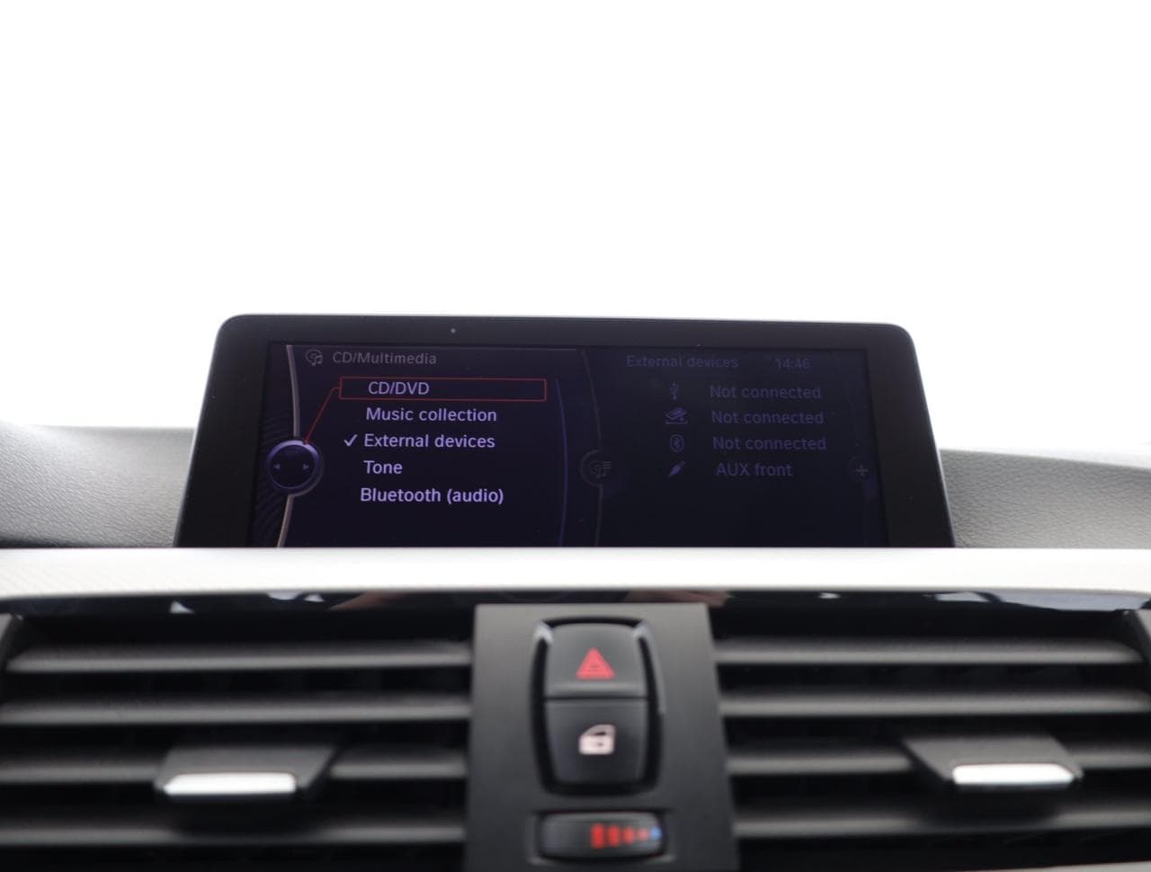 2012 BMW 3-Series - 18