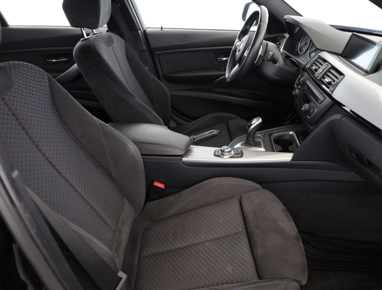 2012 BMW 3-Series - 10