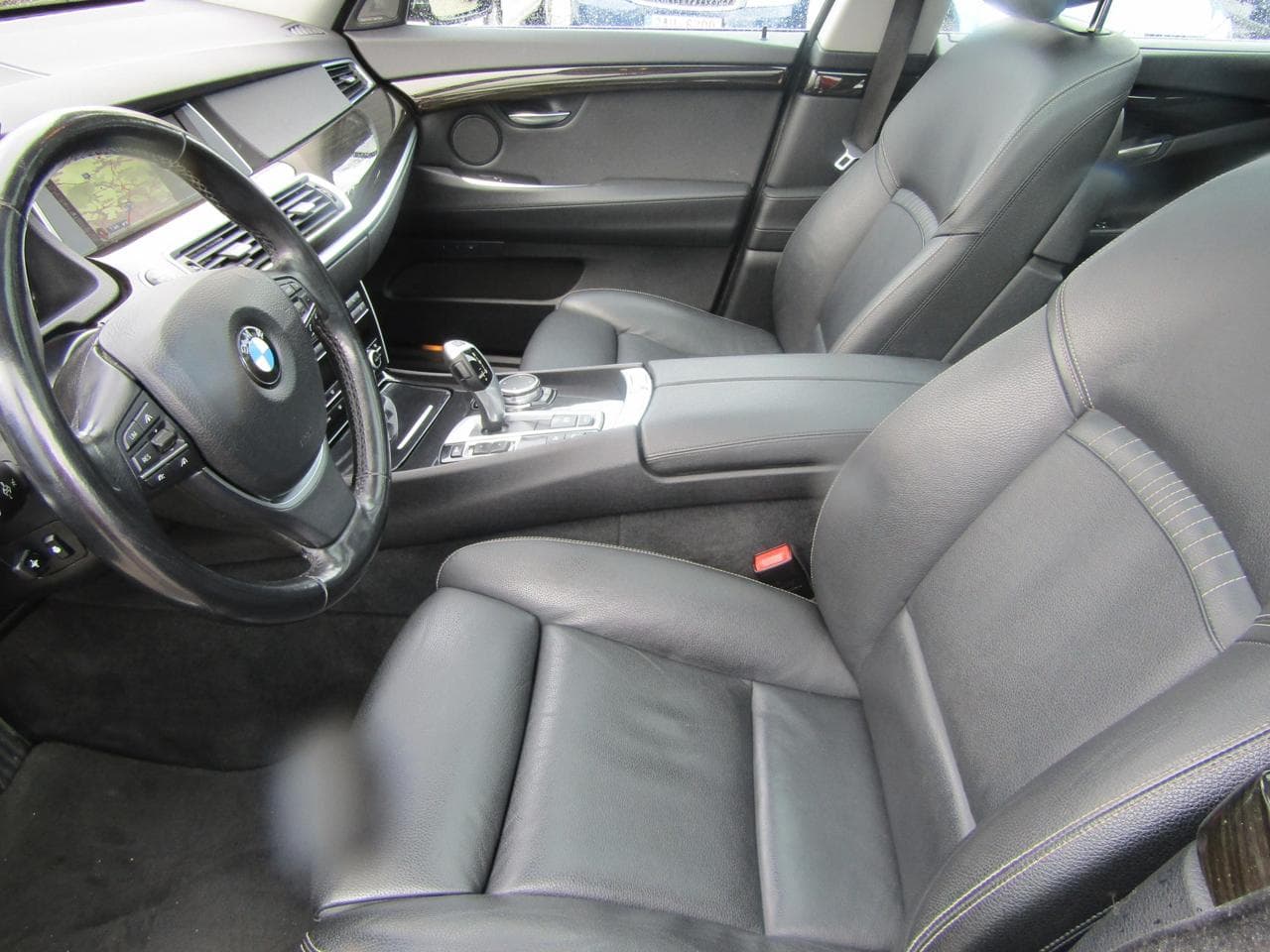 2017 BMW 5-Series - 9