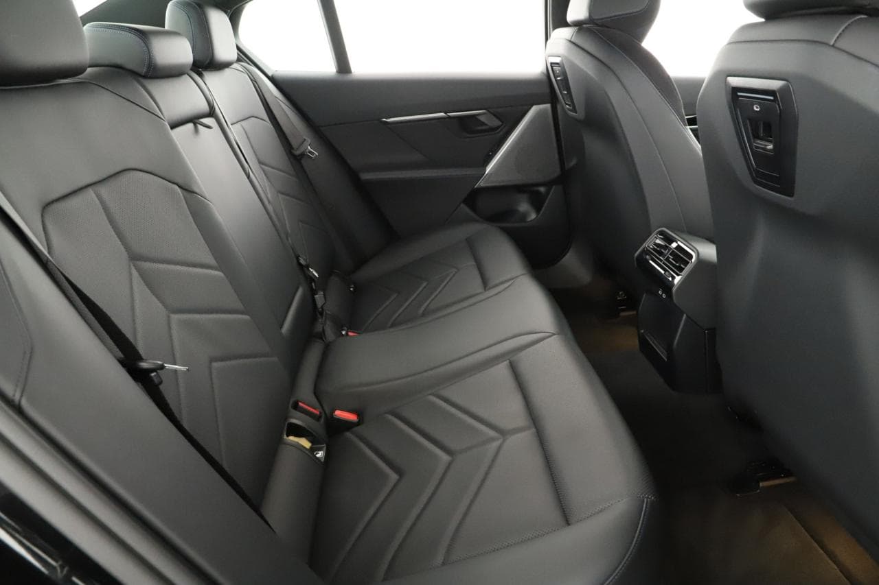 2023 BMW 5-Series - 11