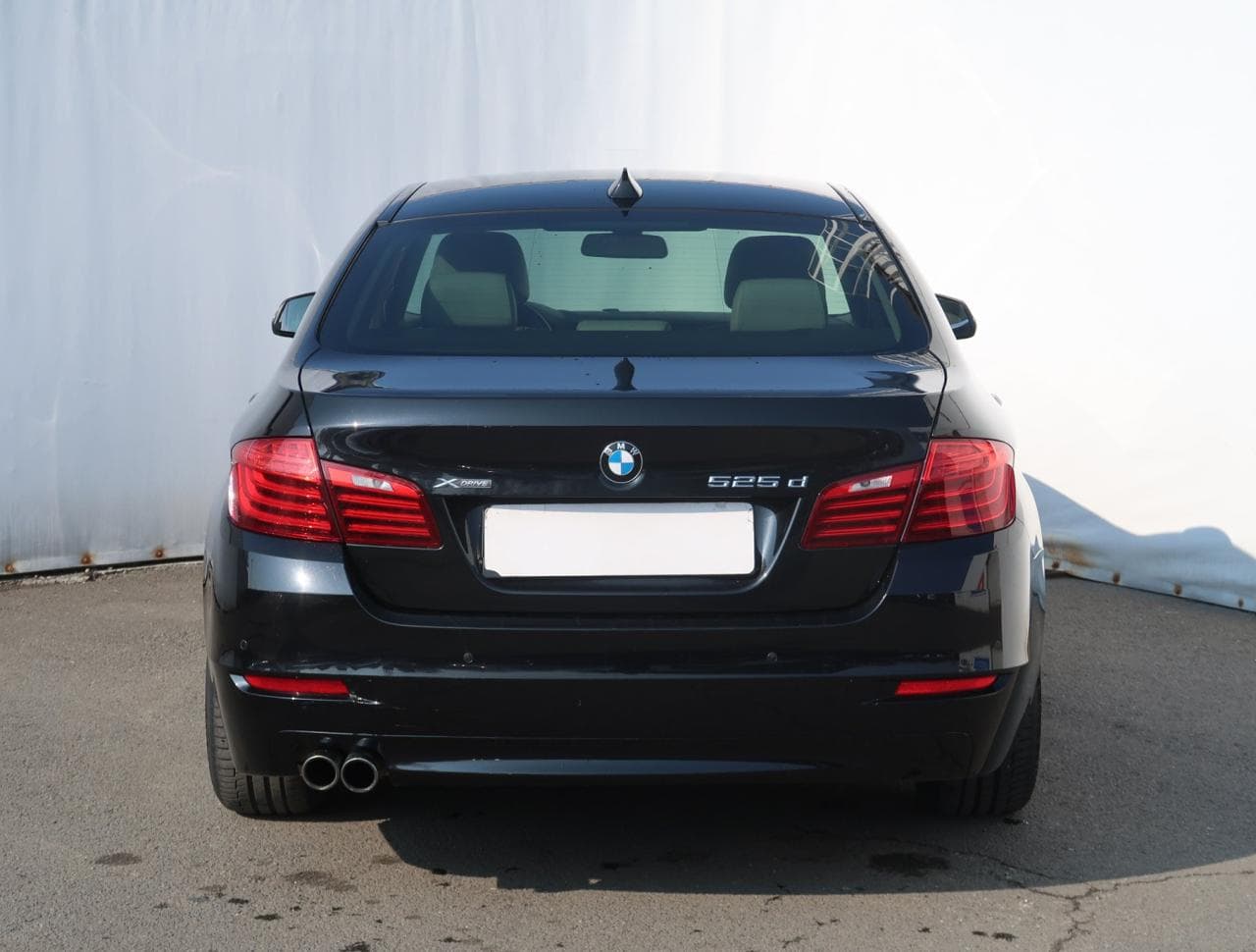 2016 BMW 5-Series - 6