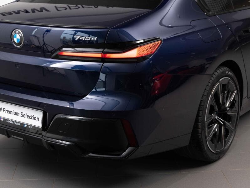 2025 BMW 7-Series - 9