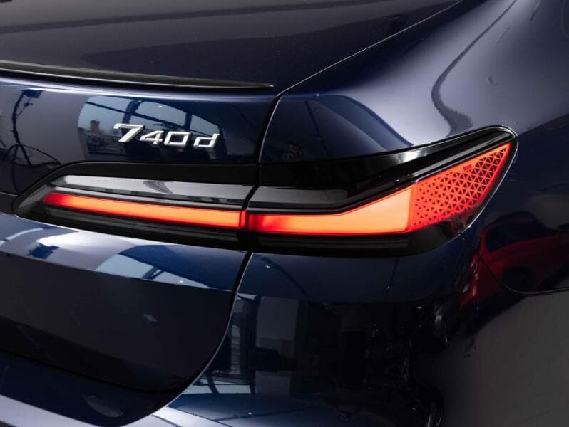 2025 BMW 7-Series - 10