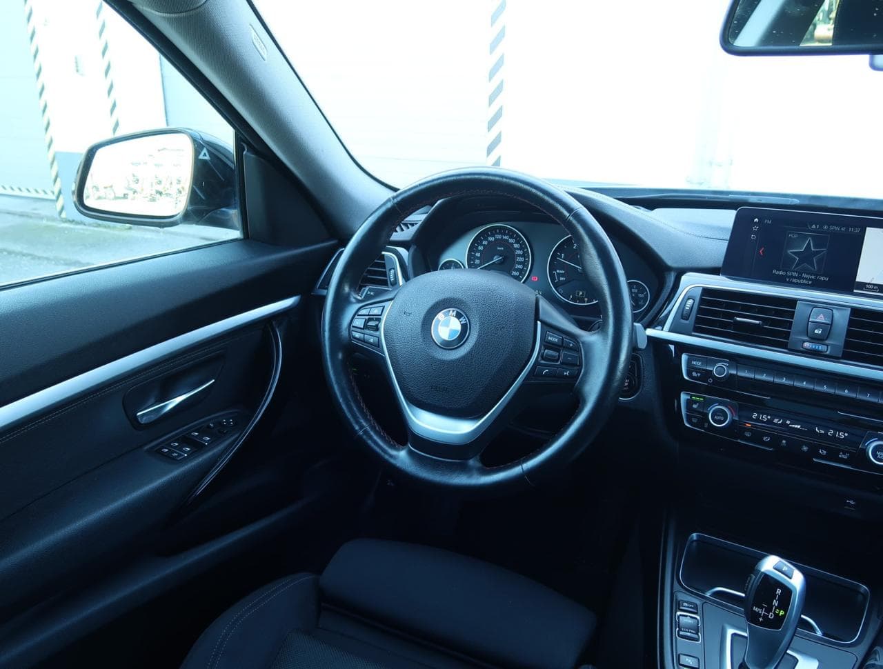 2020 BMW 3-Series - 9