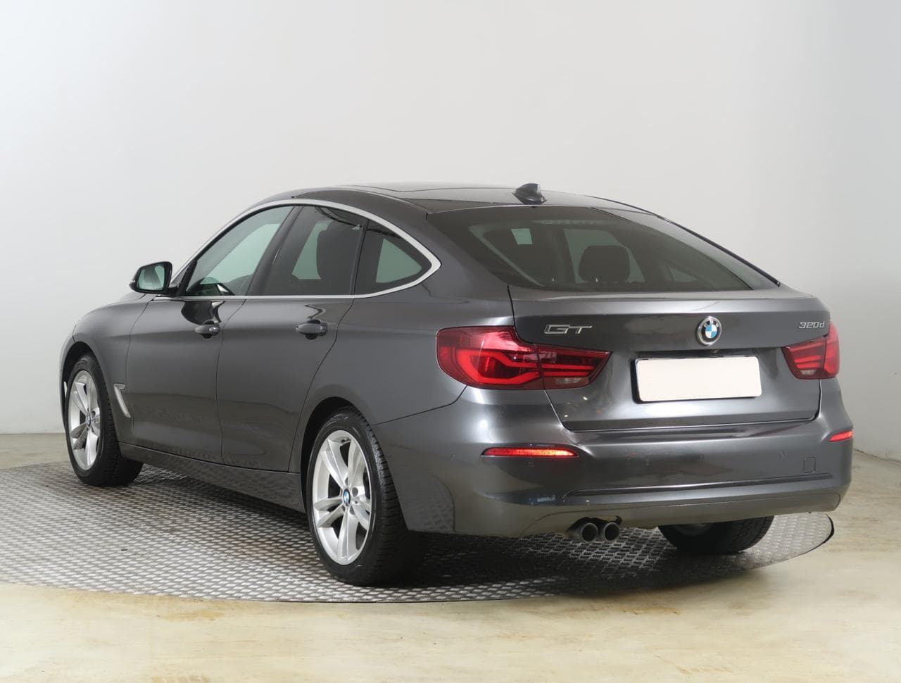 2020 BMW 3-Series - 5