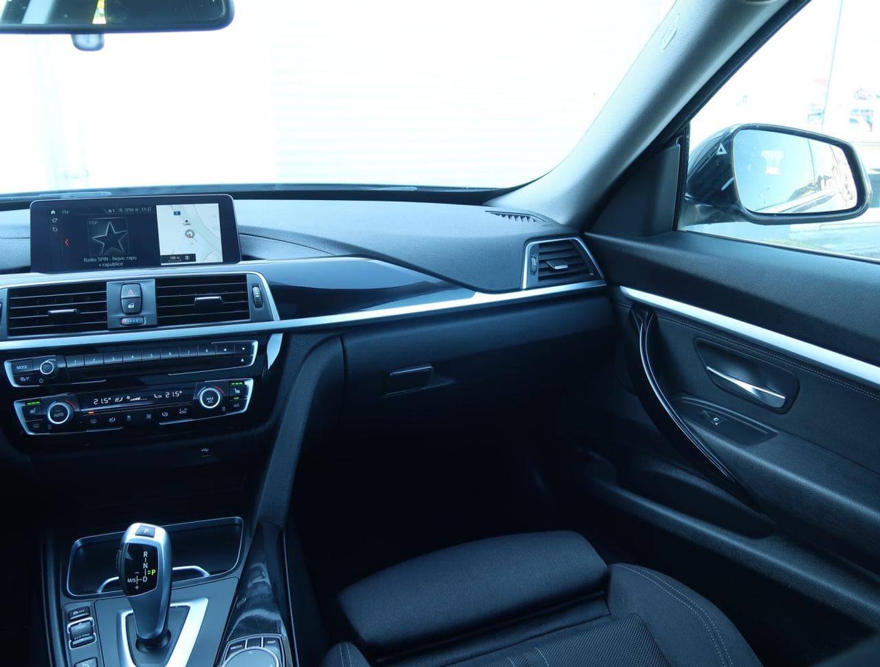 2020 BMW 3-Series - 11