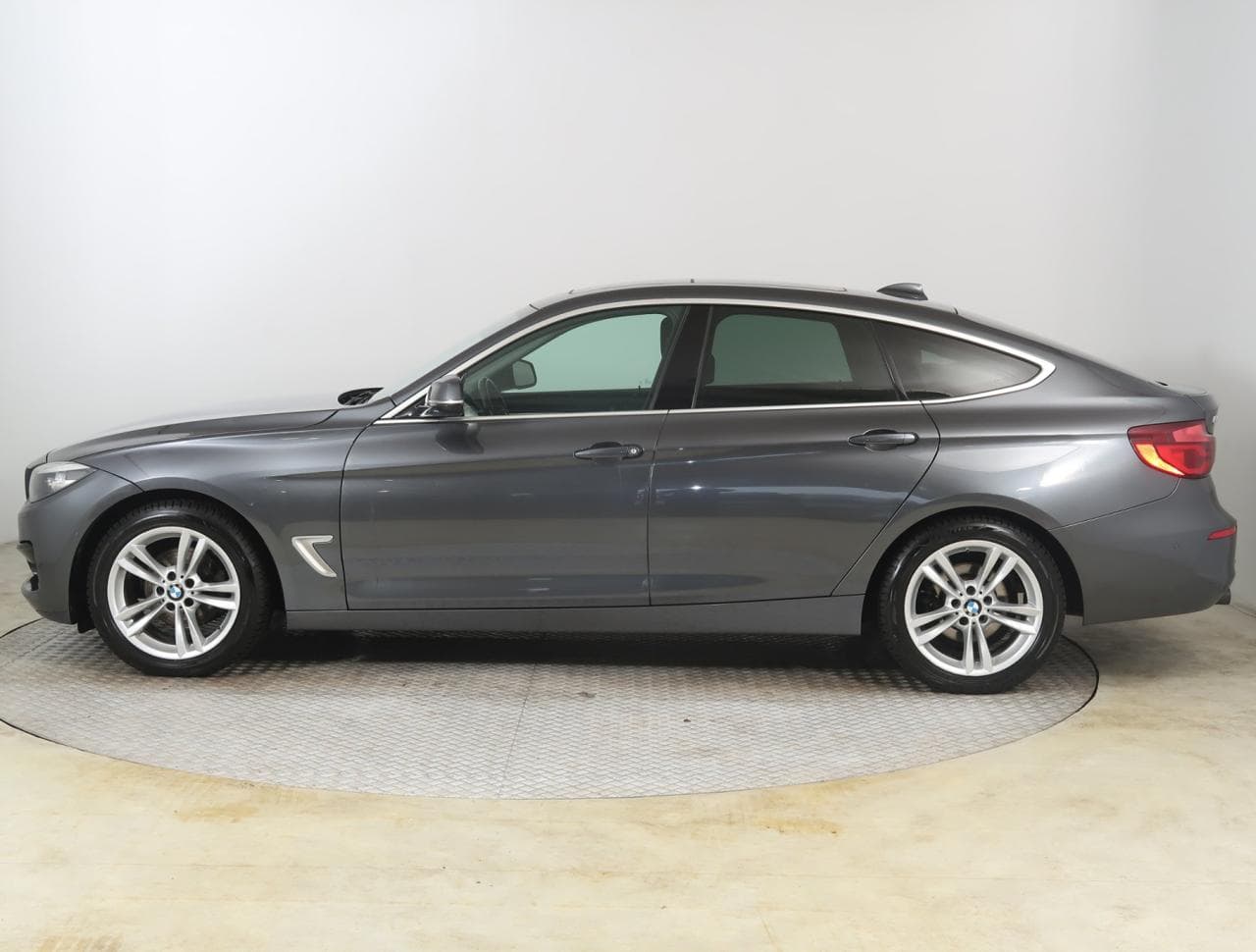 2020 BMW 3-Series - 4