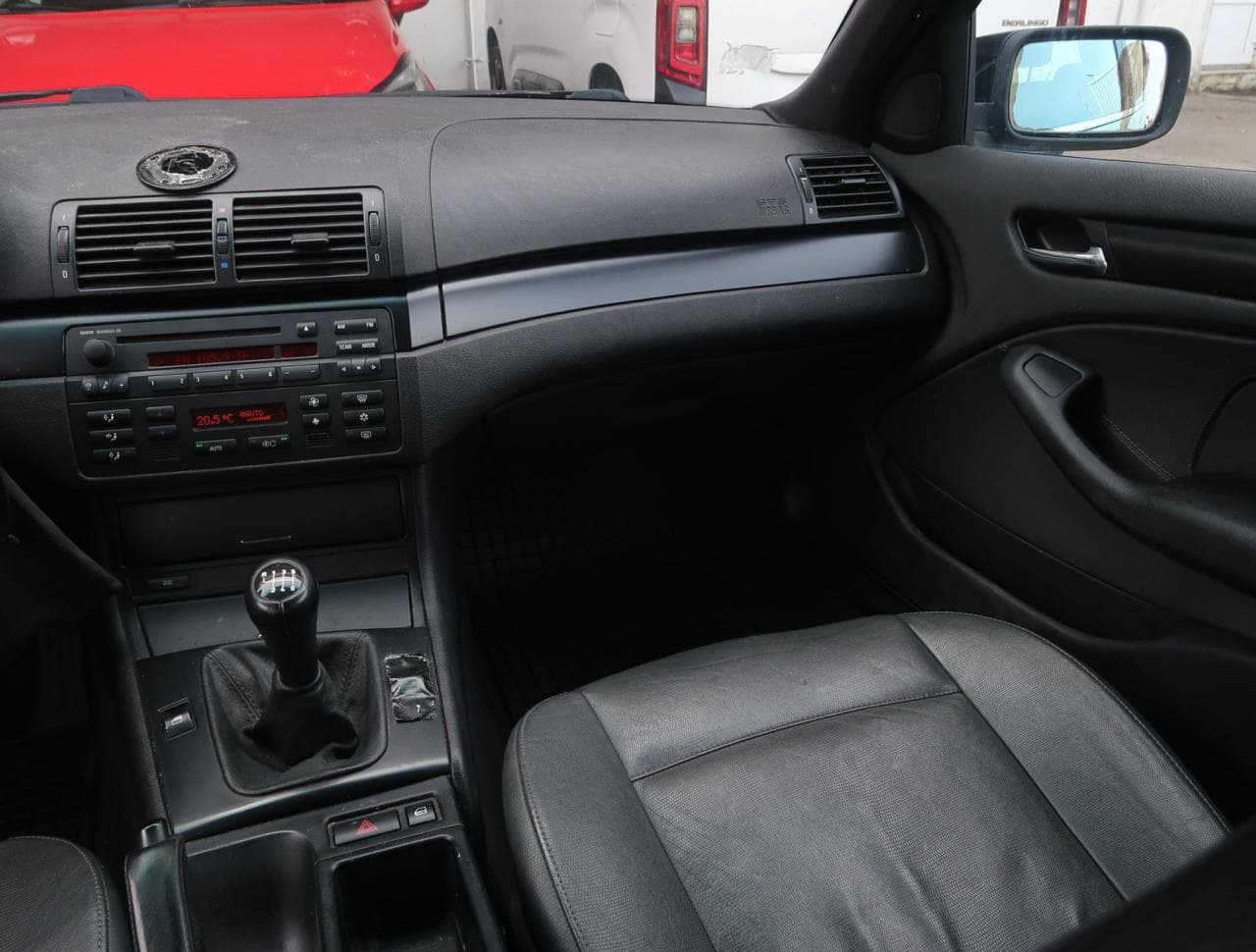 2003 BMW 3-SERIES - 11