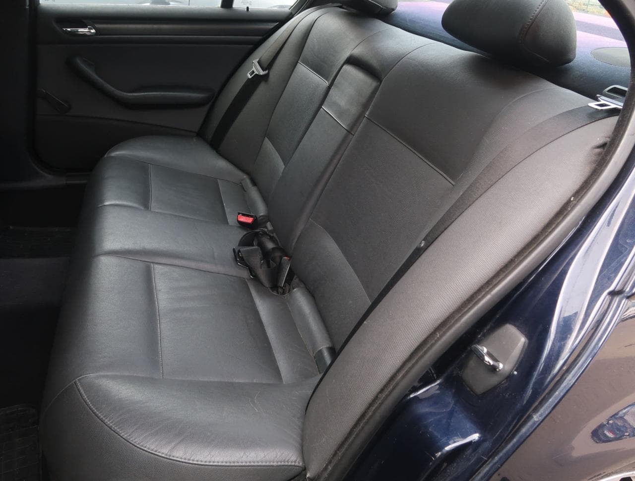 2003 BMW 3-SERIES - 15
