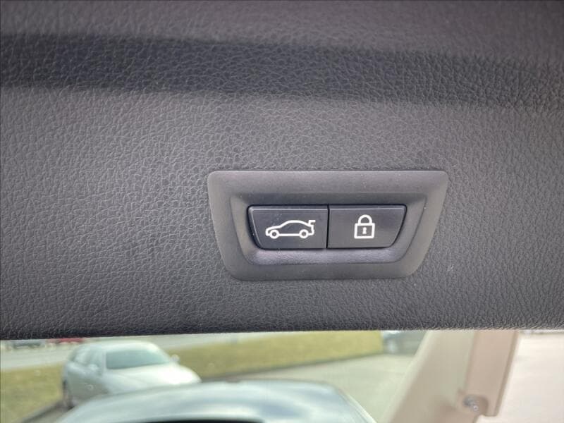 2015 BMW 3-Series - 19