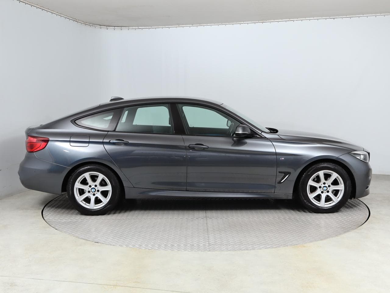 2020 BMW 3-SERIES - 8