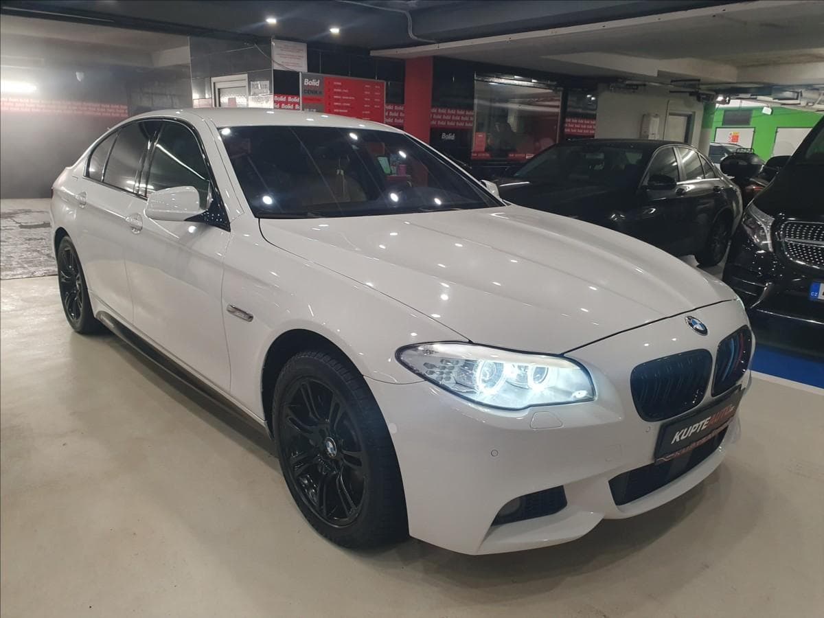 2011 BMW 5-SERIES - 2