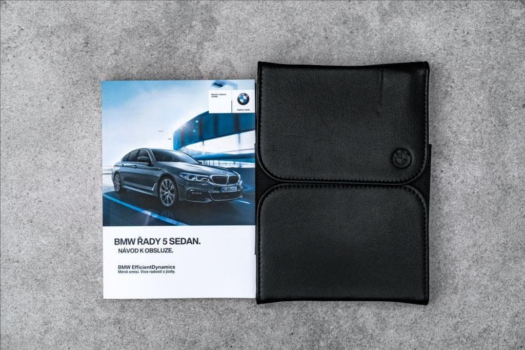 2017 BMW 5-Series - 39