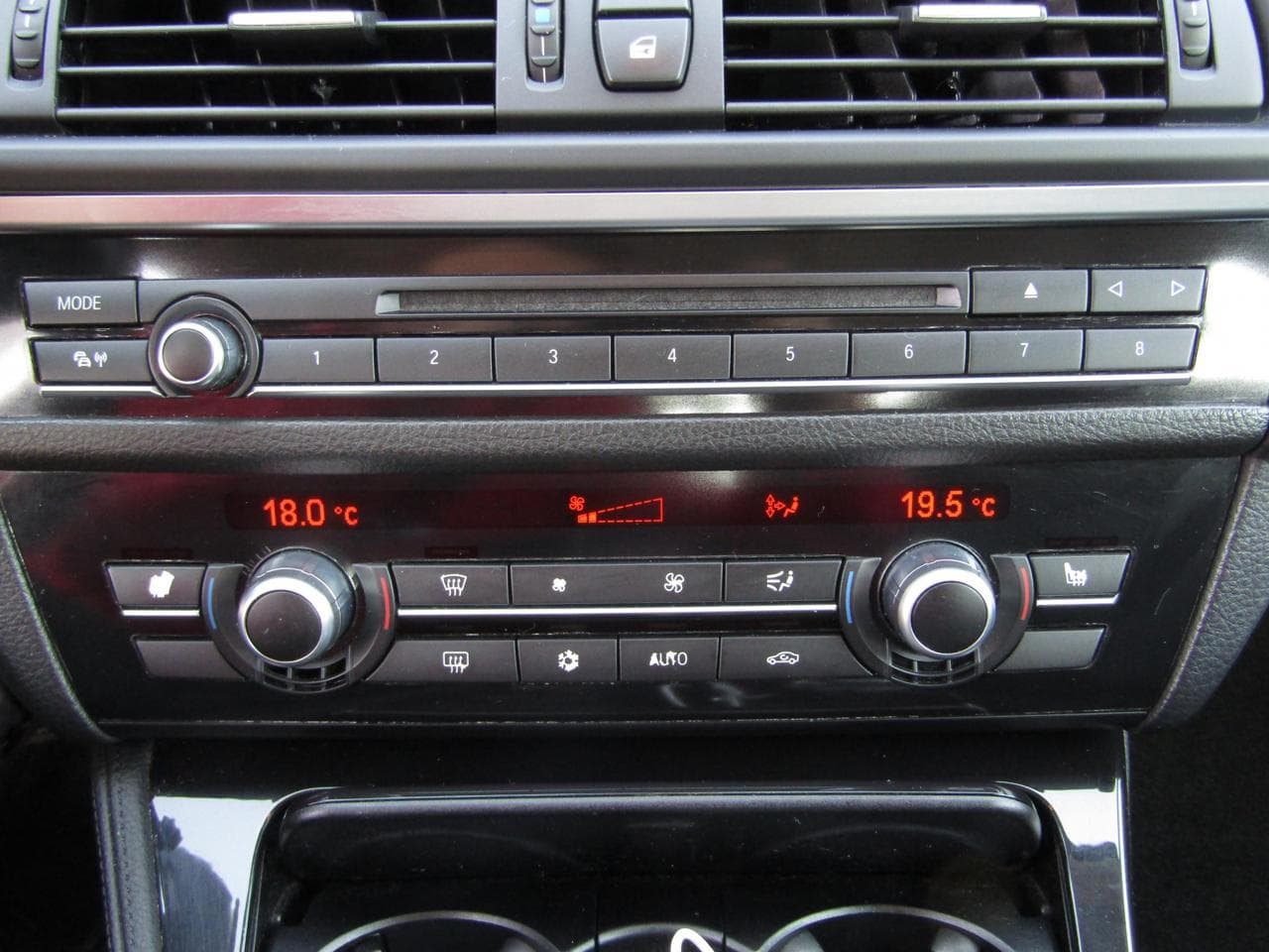 2010 BMW 5-Series - 31